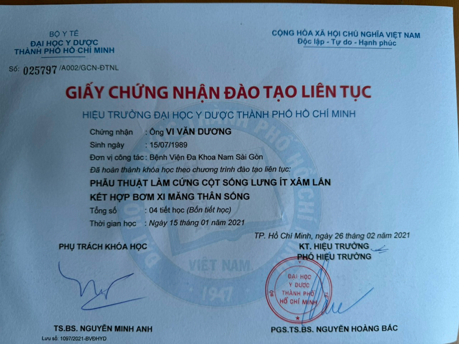 Bằng cấp 1